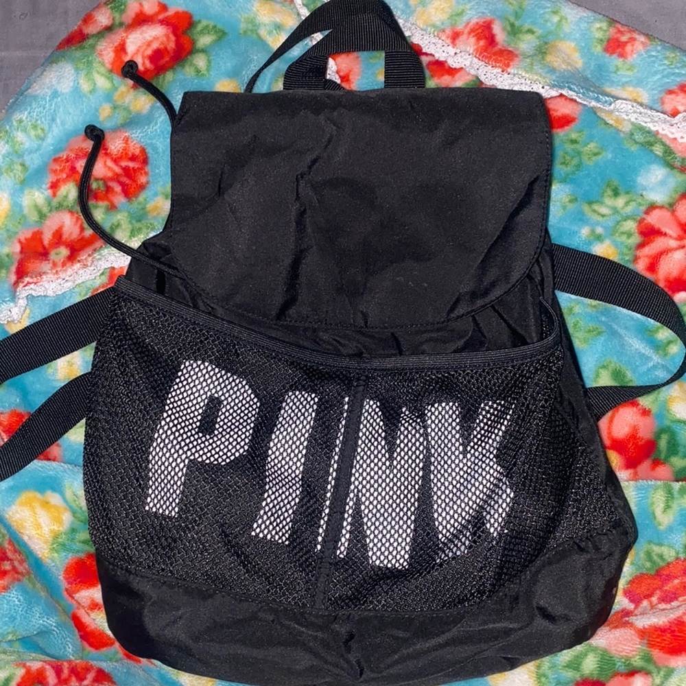 PINK VICTORIAS SECRET BACKPACK